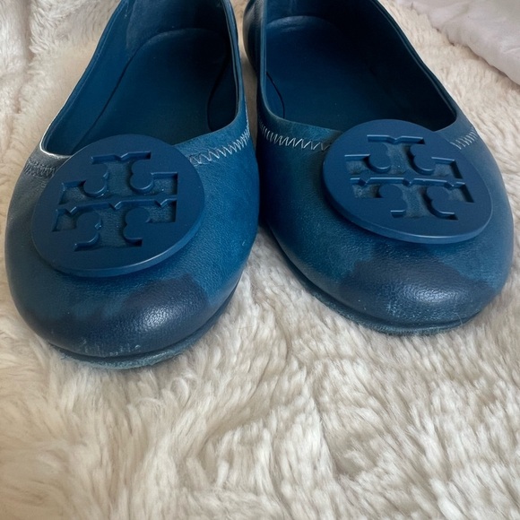 Tory Burch Women's Blue Ballet Flats - Picture 4 of 7